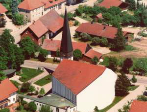 Luftaufnahme von St. Laurentius